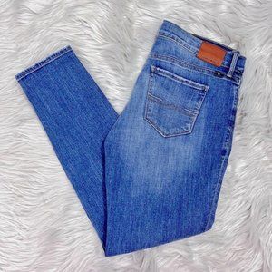 Lucky Brand Classic Charlie Skinny Blue Low Rise Jeans